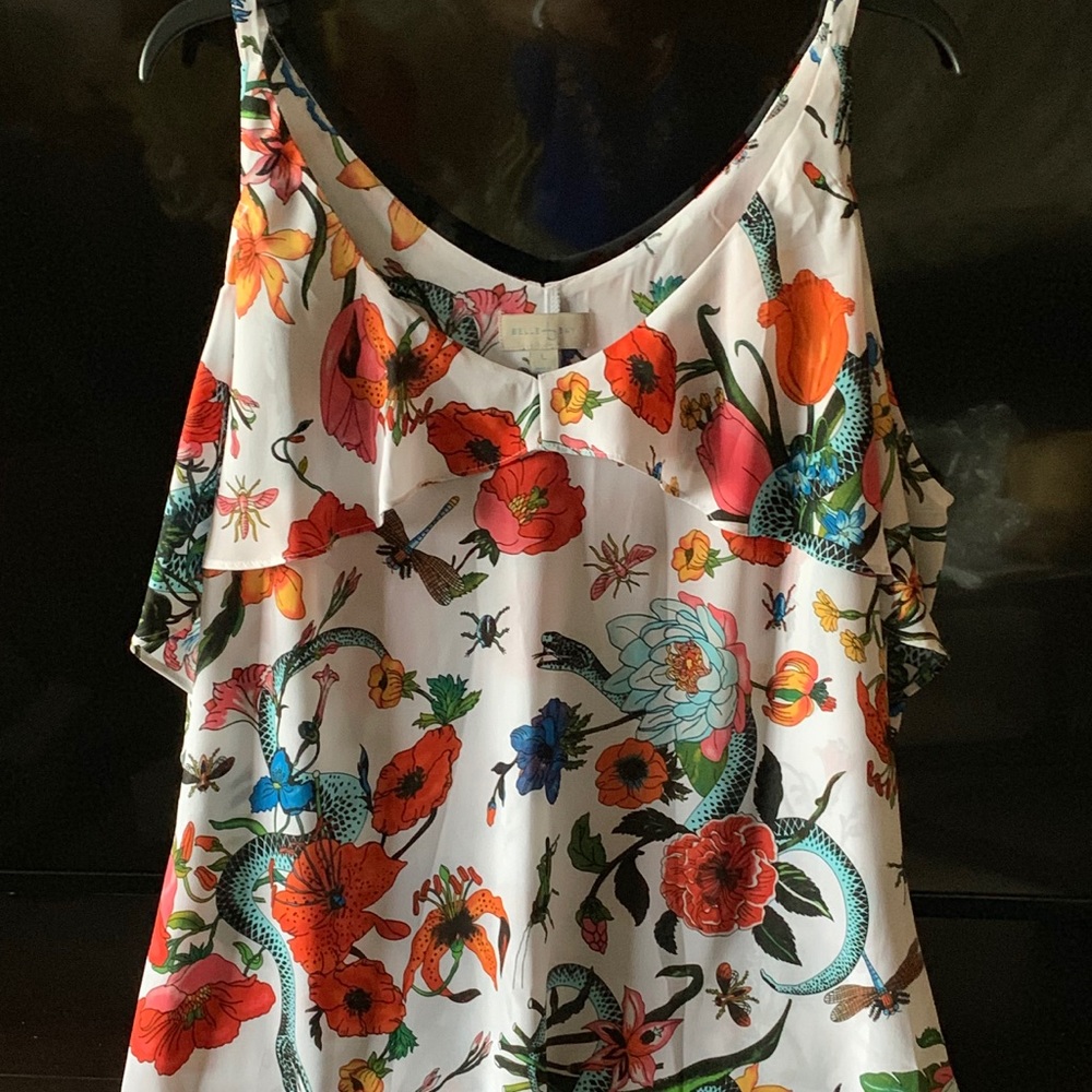 Spaghetti straps blouse